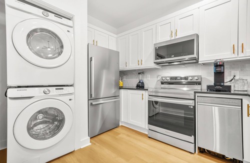 Union City House | Modern 2BR Micro Home Near ATL Airport – Cozy, Stylish, and Free WiFi