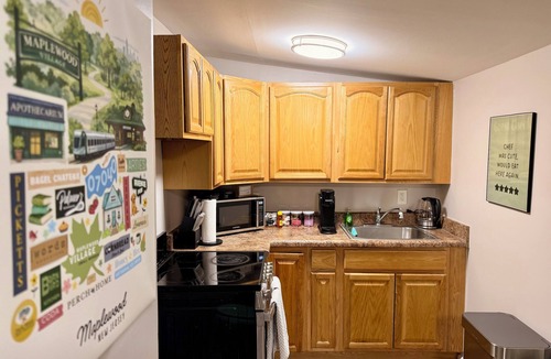 Maplewood Apartment | Modern 2BR Parkside Retreat Steps to Park Near NYC Self-Check-In