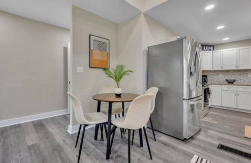 Southwestern House | Modern 3 Bedroom/3 Bathroom ATL Retreat!