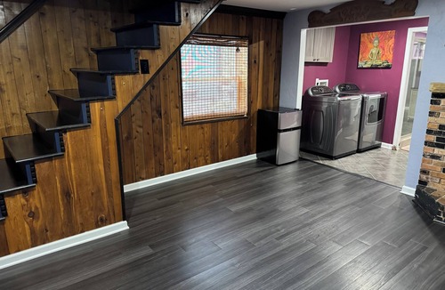 Cave Spring House | Modern 3-bedroom house with park access in Cave Spring