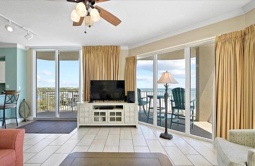 Panama City Beach Apartment | Modern 3BR Beachfront Condo with Wraparound Views