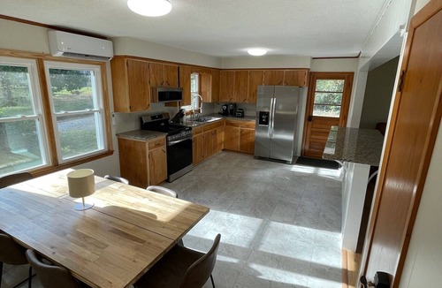 Brevard House | Modern 3BR Brevard NC Near Pisgah & Downtown King Bed