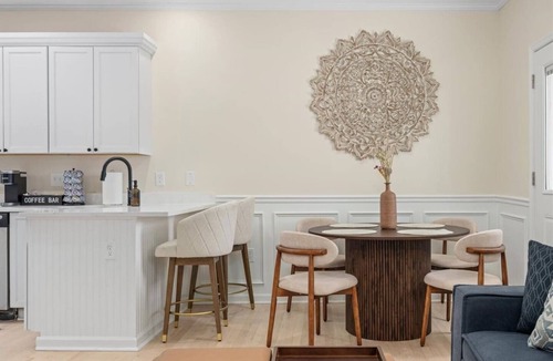 Ventnor City Condo | Modern 3BR | Heart of Ventnor | Beach Gear Incl