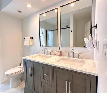 Sarasota Springs House | Modern 3BR with Pool and Grill