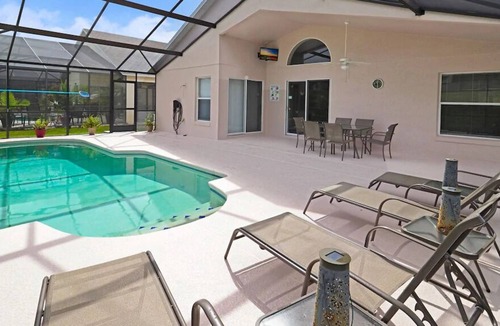 Highgate Park Villa | Modern 4 Bed, 3 Bath Villa In Gated Community, Close to Disney, Sleeps 10