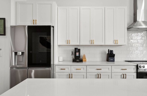Ponderosa - Wingate House | Modern 4BR Retreat Near CLT Airport & Uptown