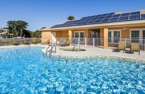 Four Corners House | ★ Modern 6 Guest End Townhome - Pool & Balcony ★
