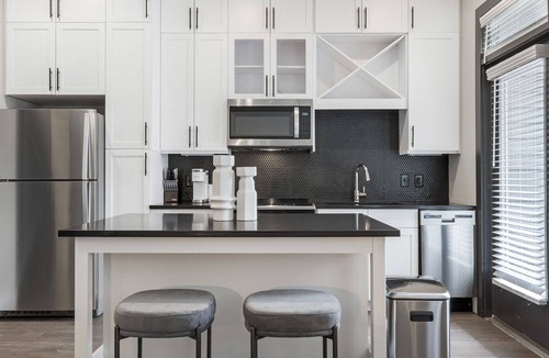 North Decatur Apartment | Modern Apartment in Prime Location (ID1208X667)