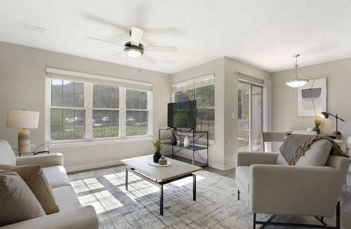 Ellendale Apartment | Modern Apartment in Prime Location (ID9707X96)