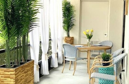 Deerfield Beach Condo | Modern Beach villa in a golf community