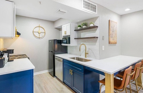 Garden Hills Condo | Modern Centrally-located Condo in Buckhead
