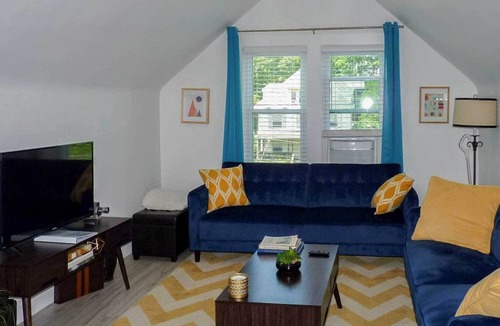 Montclair Apartment | Modern-Chic Apartment < 1 Mi to Downtown Montclair