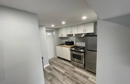 Anacostia Apartment | Modern Chic Basement in Historic Anacostia, Close to Waterfront, Navy Yard
