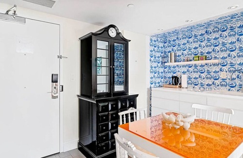 West Avenue Condo | Modern City Studio on High Floor with Ocean view, pool, gym, spa access