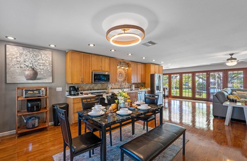Bay Crest Park House | Modern Coastal Retreat w/Waterfront Canal Views