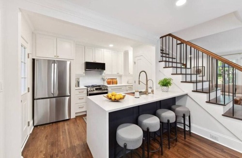 Dilworth Villa | Modern Comfort Meets Classic Charm (L)