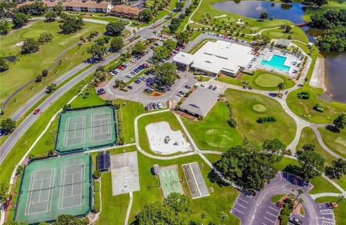 Ventura Apartment | Modern Cozy 2BR Condo Near Disney