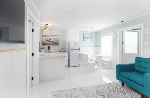 Madeira Beach House | Modern Cozy Beach Oasis - Fully Remolded