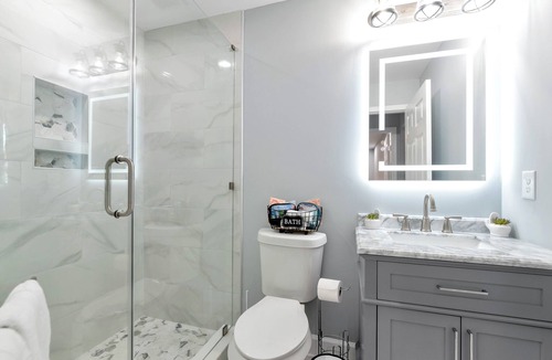 Lawrenceville Apartment | Modern, cozy two-bedroom apartment with all amenities with TV and Wifi