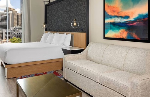 Downtown Atlanta Resort | Modern deluxe studio! Walk to World Cup Festivities & Downtown
