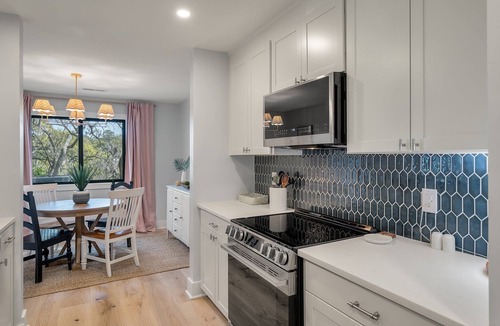 Mount Pleasant Condo | Modern, Dog-Friendly Marsh Retreat