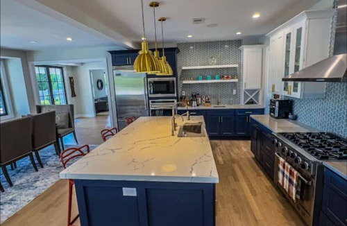 Cream Ridge Villa | Modern Farm Estate Close to Six Flags and Vineyards!
