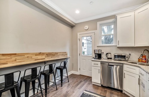 Fishtown House | Modern Fishtown 4Bed/3Bath w/Roof-deck + Patio!