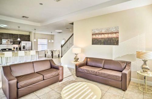 Haines City House | Modern Haines City Home with Pool and Lanai!