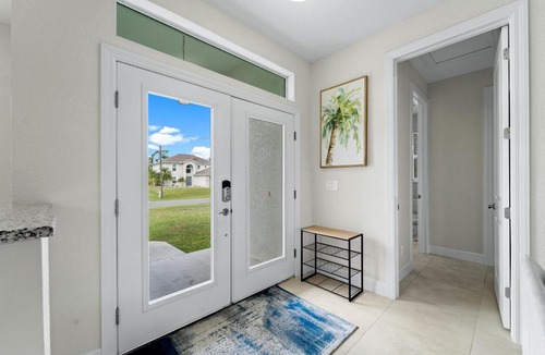 North Port House | Modern Heated Pool Home Close To Downtown Shopping