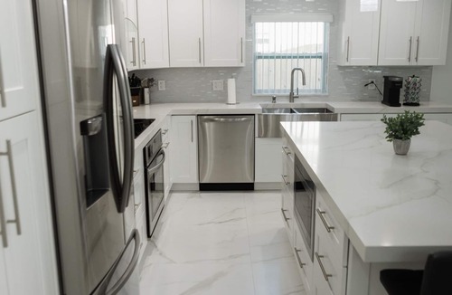 Dania Beach House | Modern Home - 5 Minutes from the Beach and FLL Airport