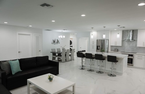 Dania Beach House | Modern Home - 5 Minutes from the Beach and FLL Airport