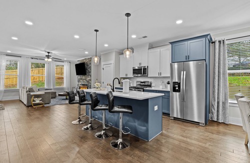 Pittsburgh House | Modern Home Near Mercedes-Benz & Downtown ATL