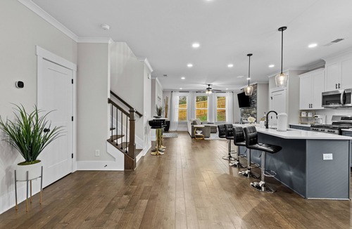 Pittsburgh House | Modern Home Near Mercedes-Benz & Downtown ATL