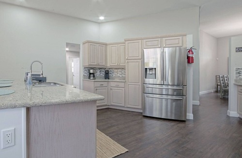 Coral Springs Villa | Modern House near the Downtown Heated Pool Pet Friendly Whirlpool Spa Playroom