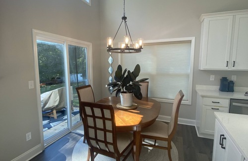 Murrayville House | Modern Lake House w/private Dock — Near Dahlonega and Wineries!