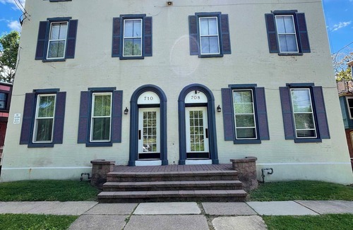 Wilmington Apartment | Modern Loft with Skyline Views - King & Queen Beds, Close to Downtown!