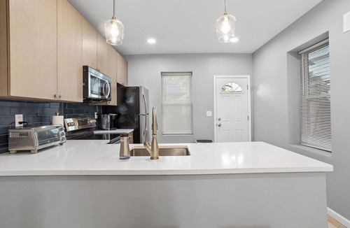 South Philadelphia House | Modern Luxe Townhome Near Downtown & World Cup Events