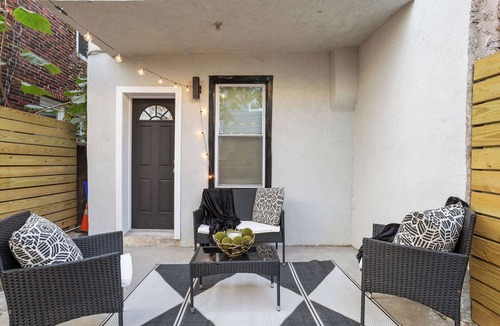 South Philadelphia House | Modern Luxe Townhome Near Downtown & World Cup Events