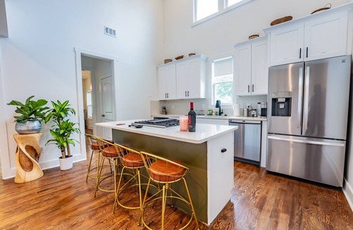 Eagan Park House | Modern Luxury Home Minutes from ATL Airport & Downtown