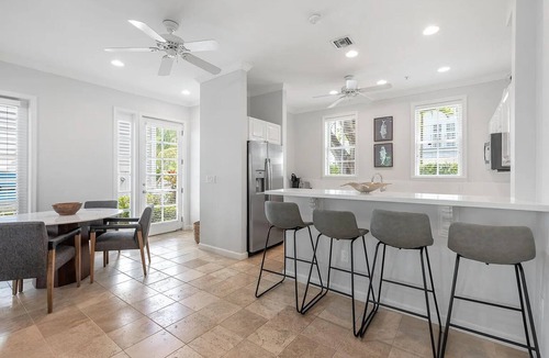 Key West Villa | Modern Luxury Meets Island Privacy: Executive Villa on Exclusive Sunset Key