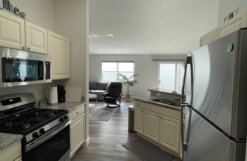 Lynnhaven House | Modern Luxury Retreat in The Villages w/Vinyl Plank Floors, Golf Cart, & MORE