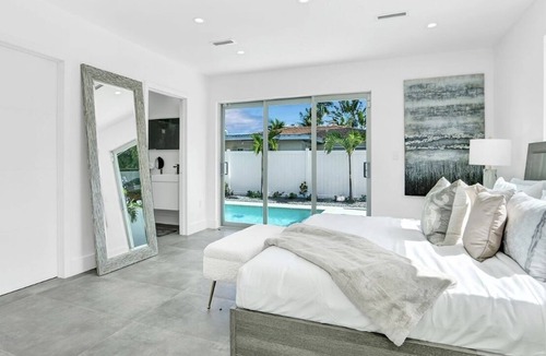 North Bay Village House | Modern Miami Beachouse with heated pool