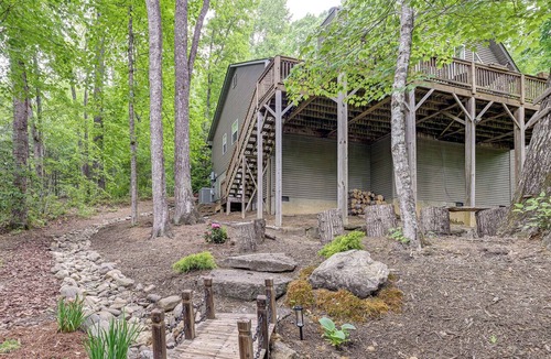 Sapphire Cottage | Modern Mountain Zen 3-bed, 3-bath Home With Creeks