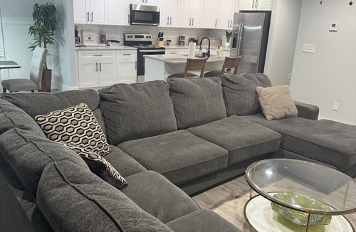 Snellville House | Modern new townhouse near Stone Mountain. Sleeps 10.