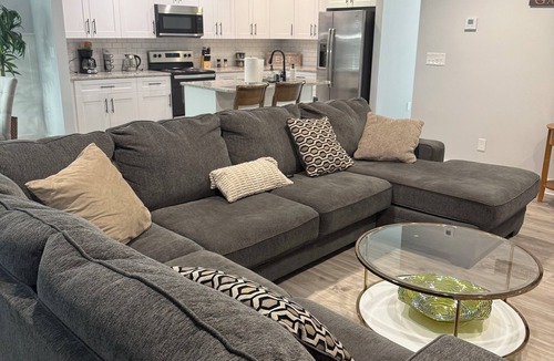 Snellville House | Modern new townhouse near Stone Mountain. Sleeps 10.