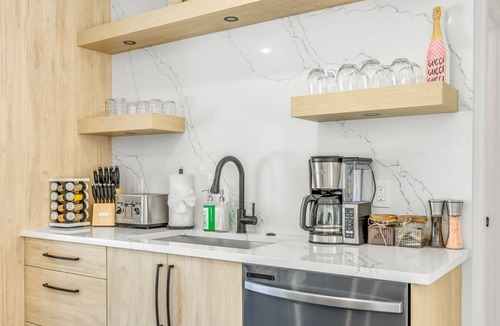 Deerfield Beach House | Modern Oasis with Tiki Hut & Private Heated Pool