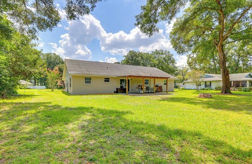Ocala House | Modern Ocala Oasis w/Fire Pit + Gas Grill!