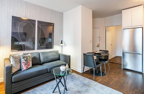 Upper East Side Apartment | Modern & Pet-Friendly Upper East Side One Bedroom