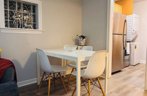 Great Lakes Apartment | Modern Room|Emory Univers|Walk to Downtown Decatur