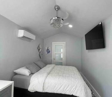 Egypt Lake-Leto Apartment | modern Tiny Home Tampa